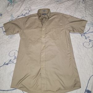Arrow boys/mens size 14.5 khaki colored shirt- dover oxford Small